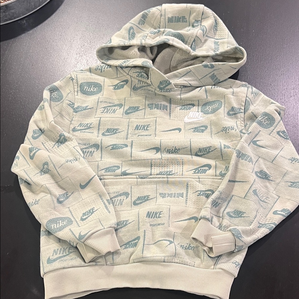 Nike Cream and Teal Patterned Hoodie